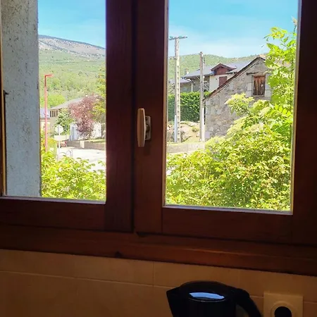 Holiday home Charmante Maison De Caractere Angoustrine
