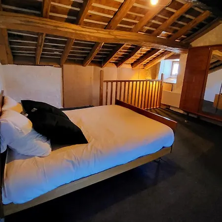 La Casa Del Jardi - Jardin Clos, Wifi, Authentique Semesterbostad Angoustrine